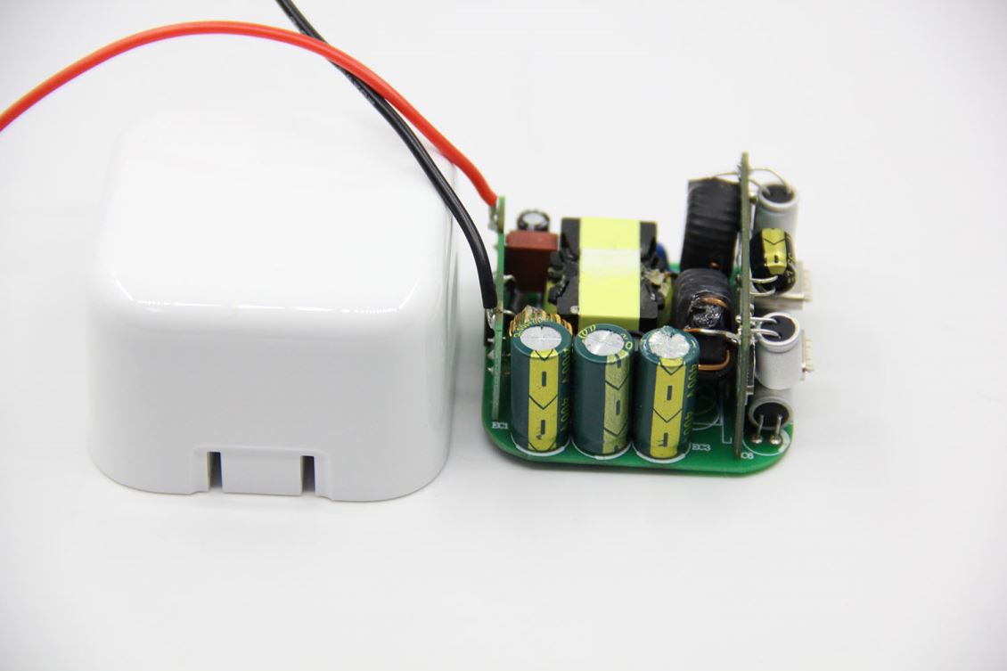 35W中山双C口PD快充适配器氮化镓D3方案